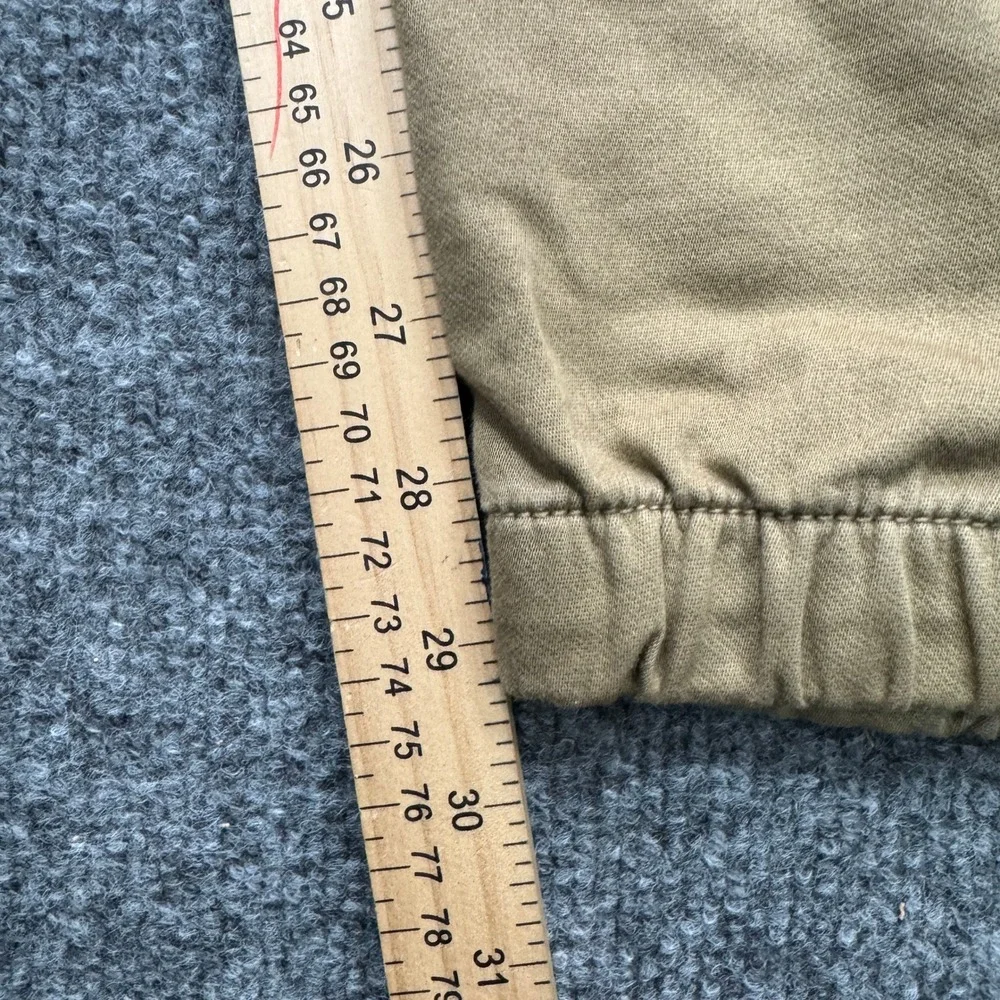 Banana Republic brand banana